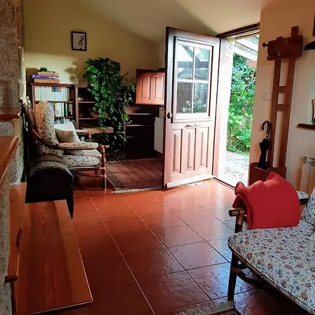 Casal Da Mina Nigrán